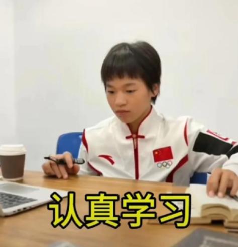 ·18岁的全红婵最近的举动，实实在在给所有年轻运动员敲了个警钟。
 
2025年