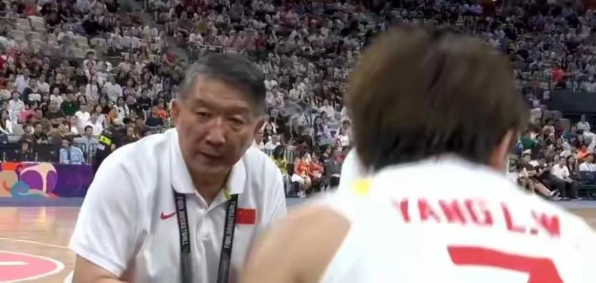 直播吧7月20日讯 女篮亚洲杯半决赛，中国女篮81-90不敌日本女篮。
其实张子