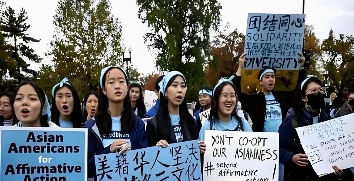 美国人民处于水深火热之中，等待着你去拯救。 