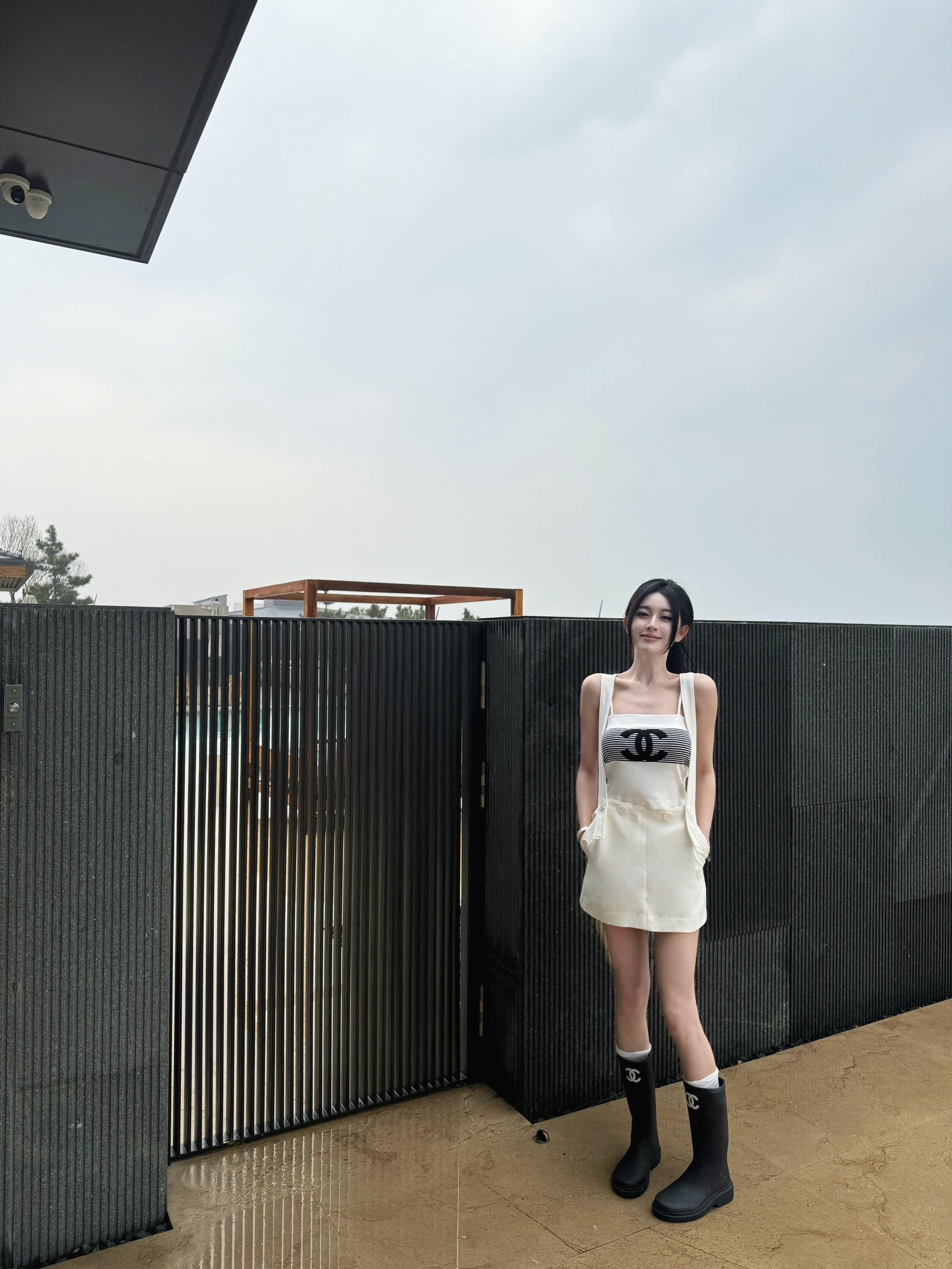 没有你谁还在乎明天。