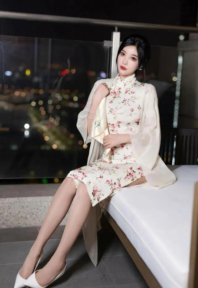 美女姐姐


#迷人长腿女神# 
#记录我的生活#
#实话实说#