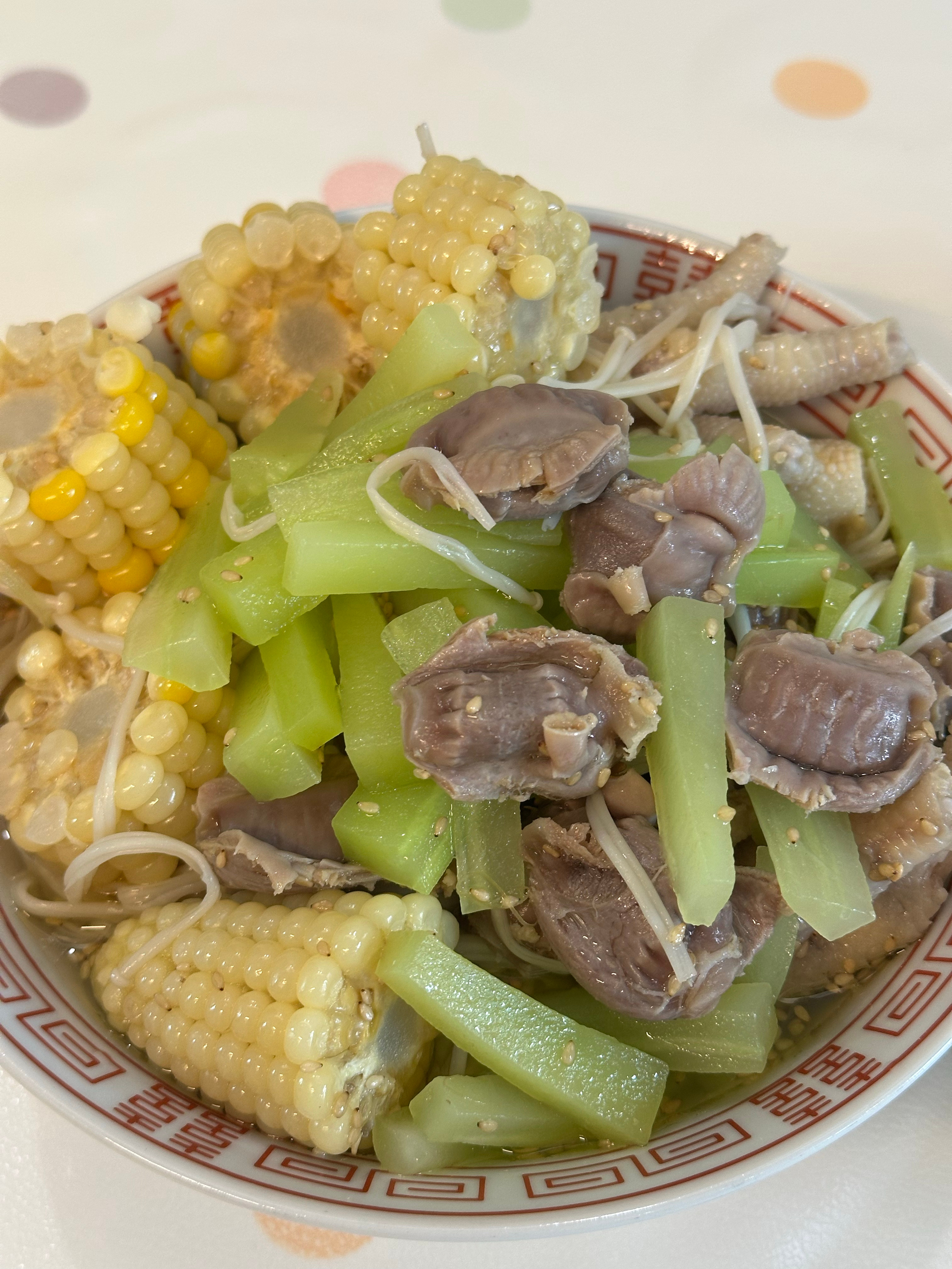 吃饭🍽️今天就俩菜，但是钵钵鸡料下得实在太多