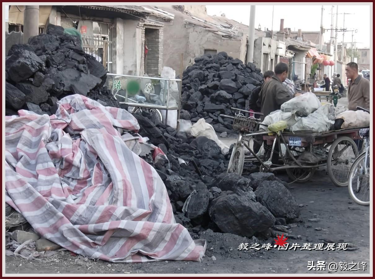 呼和浩特曾经的老街巷，试试你的记忆力能否看出这是哪里吗？
呼和浩特老街巷呼和浩特