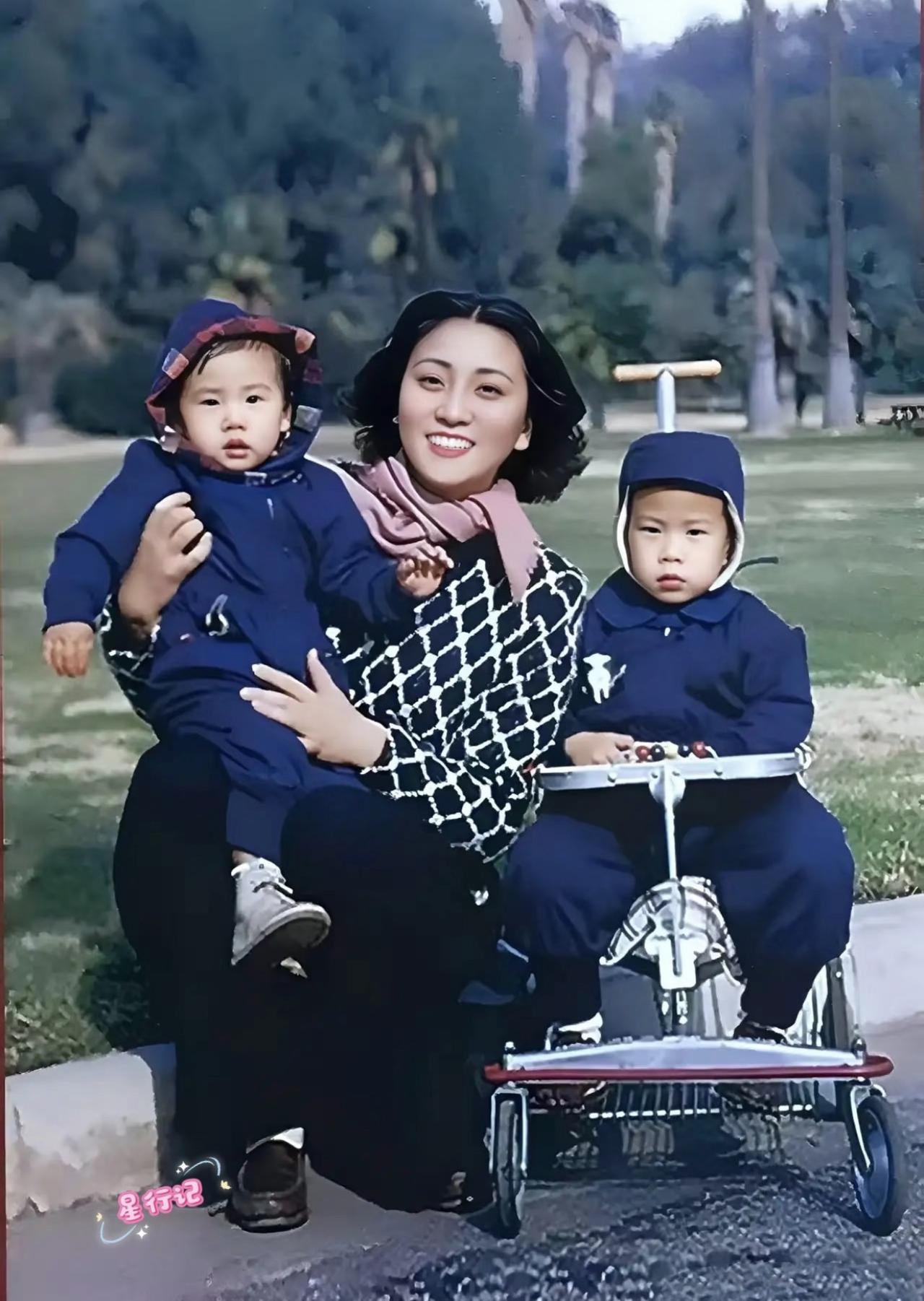 没想到这张1950年代初在美国加州拍的全家福，拍完才半年，钱学森就被美国当局非法