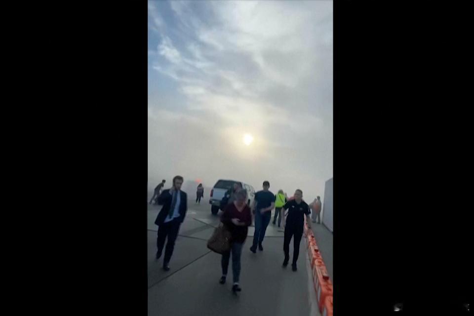 【美国一架起火客机的发动机存在燃油泄漏和安装不当的部件】 ​​​[美国航空事故 
