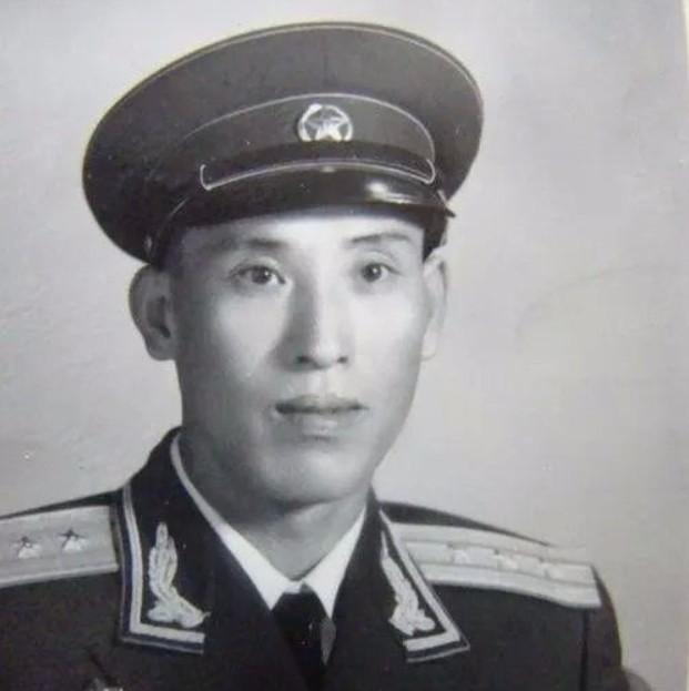 郑其贵的委屈！

180师之败，相比王近山与韦杰，师长郑其贵并没多大错。确切讲，