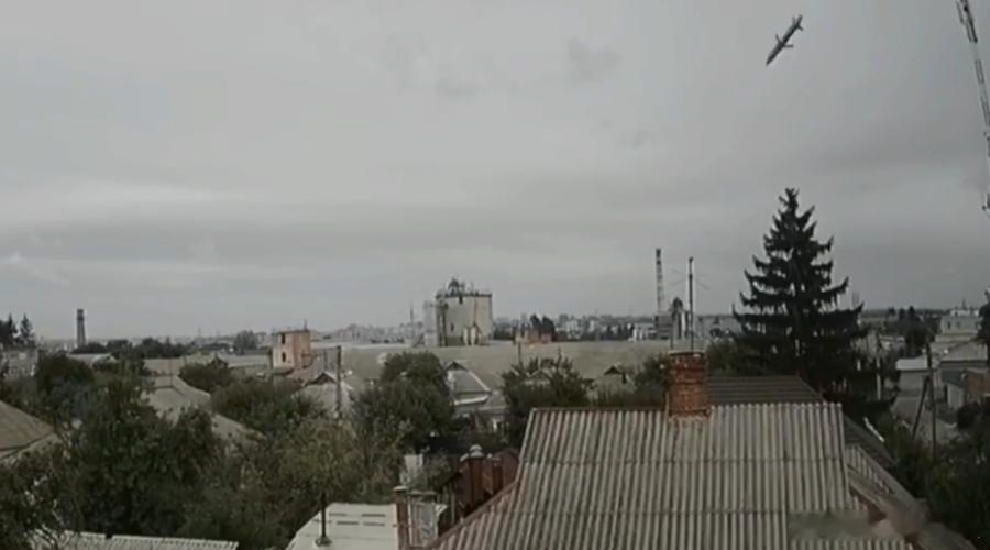 克里姆林宫方面对媒体散布的有关可能达成 “空中停火” 的消息作出了回应。佩斯科夫