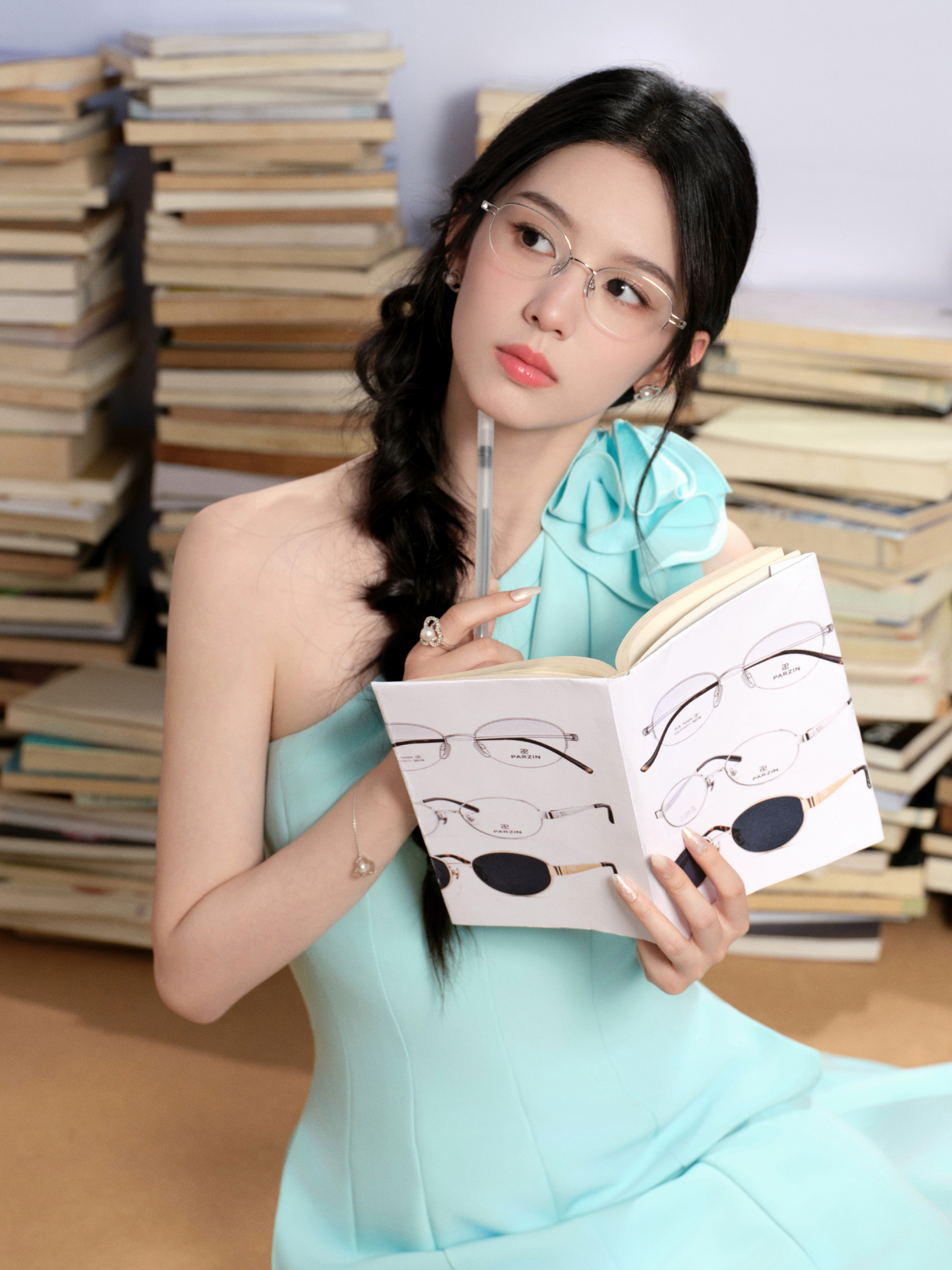 周也 帕森眼镜品牌代言 