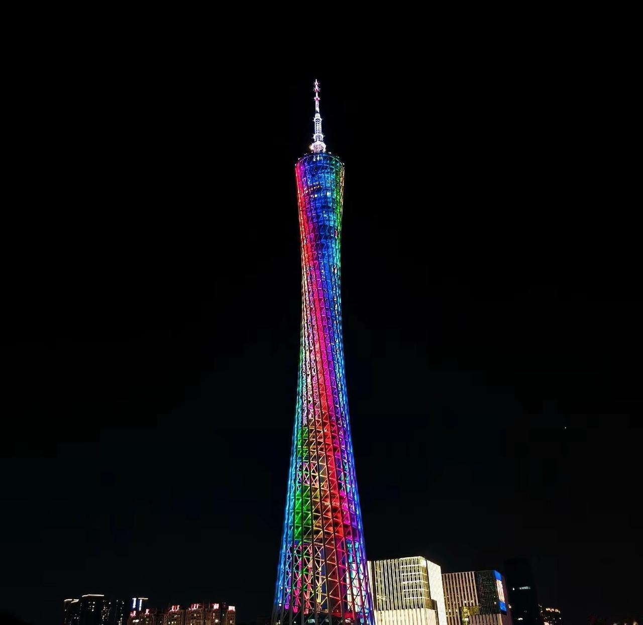 广州很美，下次约你广州塔 珠江夜游 城市地标打卡