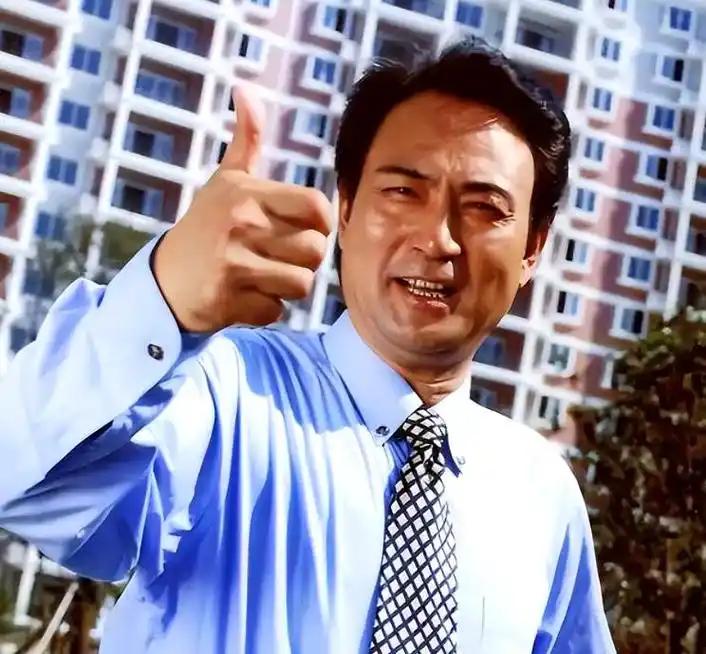 死了11年的国家一级演员，400万房产最终归照顾他到死的前妻，亲生女儿争了半天一