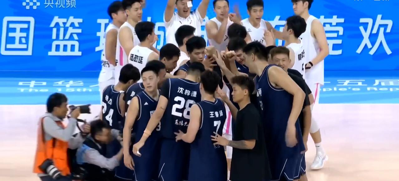 11月12日晚这场全运会篮球比赛太精彩了！广东队以101比65的大比分战胜浙江队
