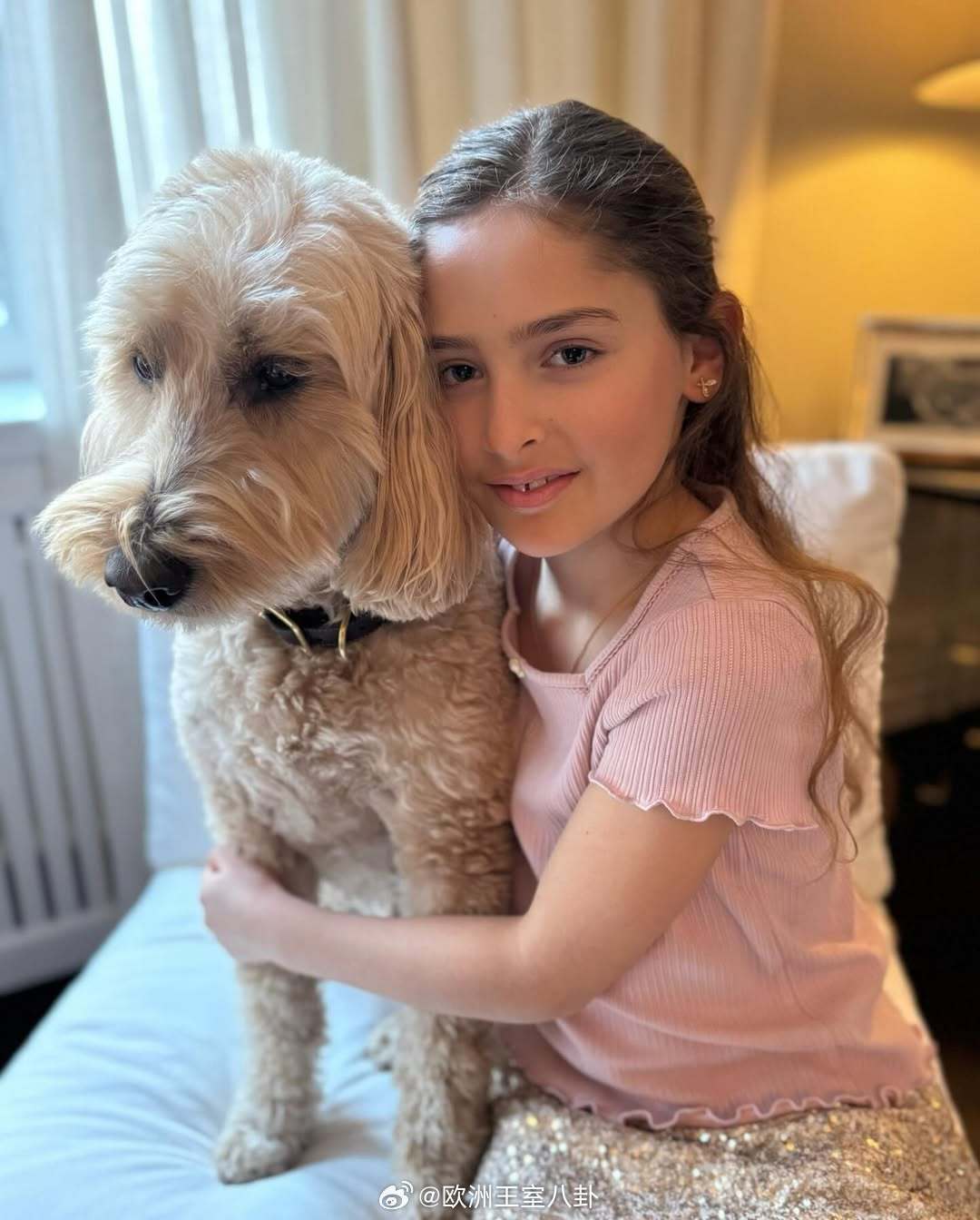 3.9 瑞典阿德莉安公主庆祝8岁生日，玛德琳的小女儿，她家孩子真是画风各异 