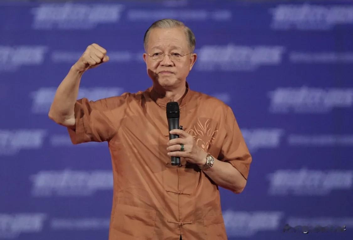 曾仕强教授说，千万不要认为婚姻是爱情的坟墓，那是胡说八道的。

婚姻才是爱情的开