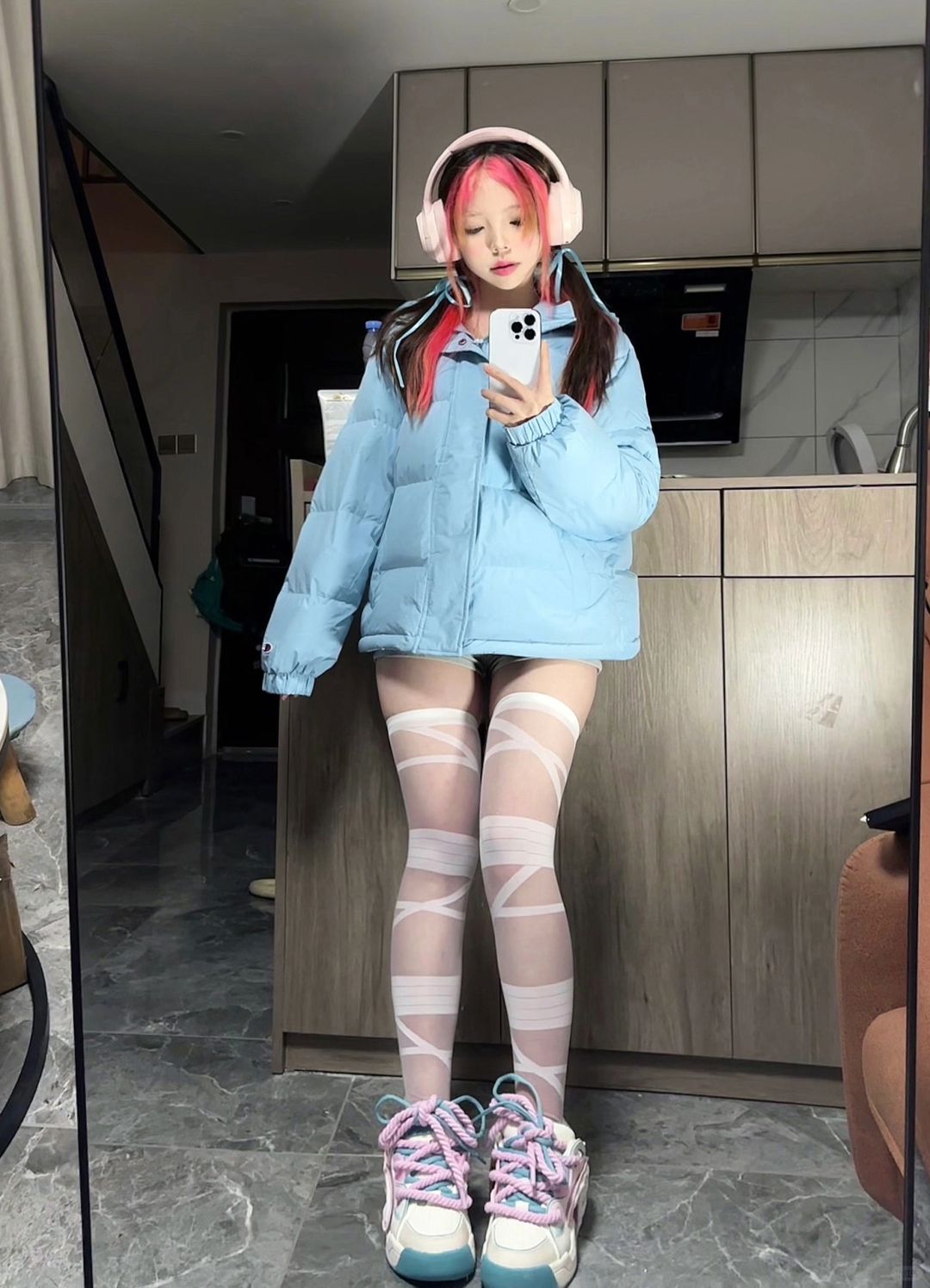 好喜欢粉色 所以染头上了