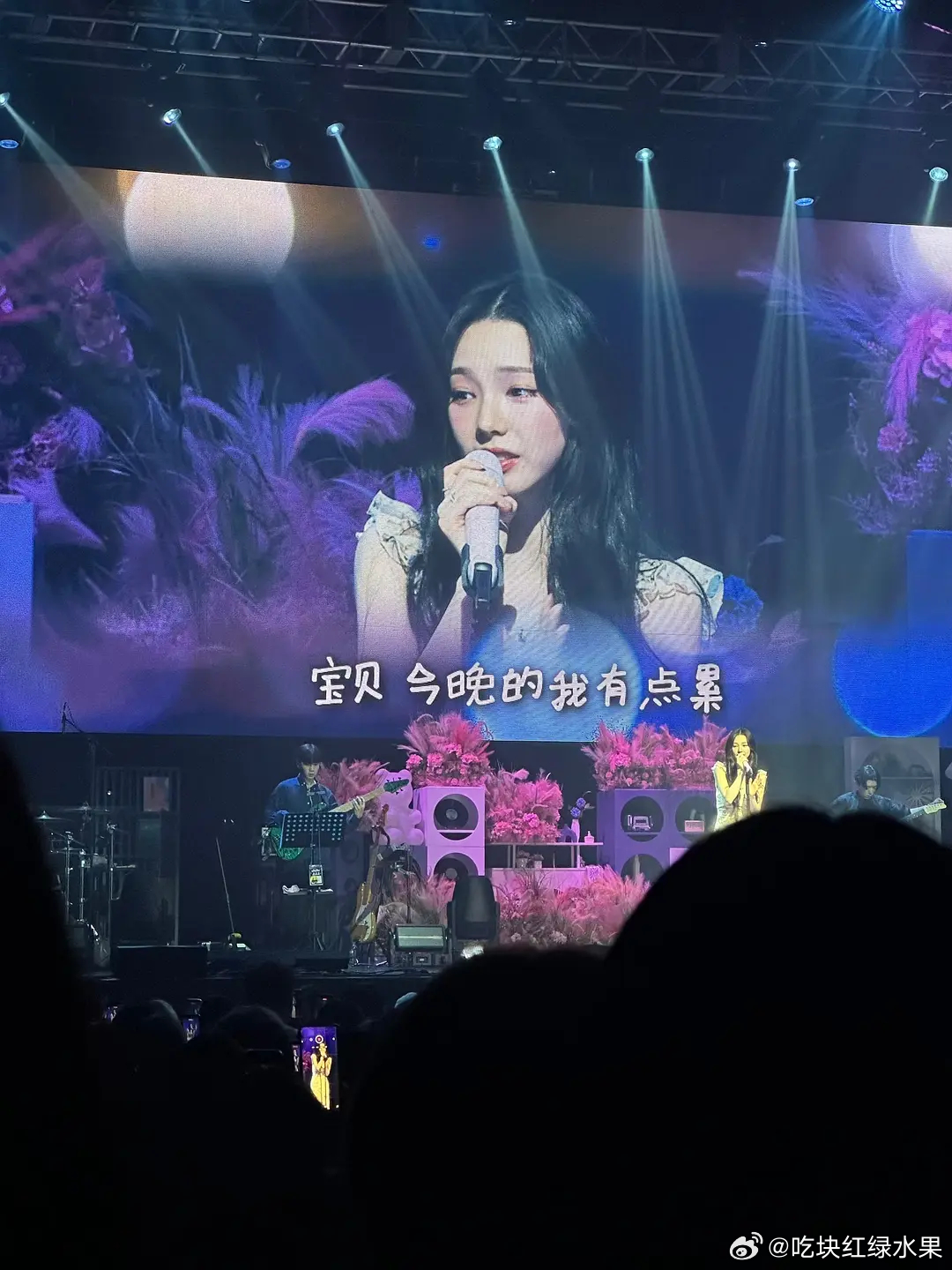 啊 柳姐唱中文歌的时候字幕竟然是自己亲手写的柳智敏翻唱中文歌