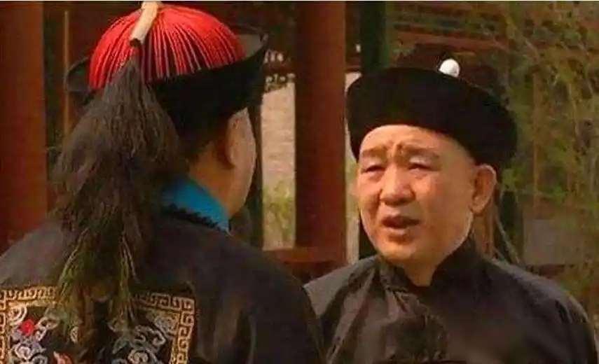 康熙皇帝去世后，雍正登基当天，为何就处死了康熙六十年的心腹
1722年冬天，胤禛