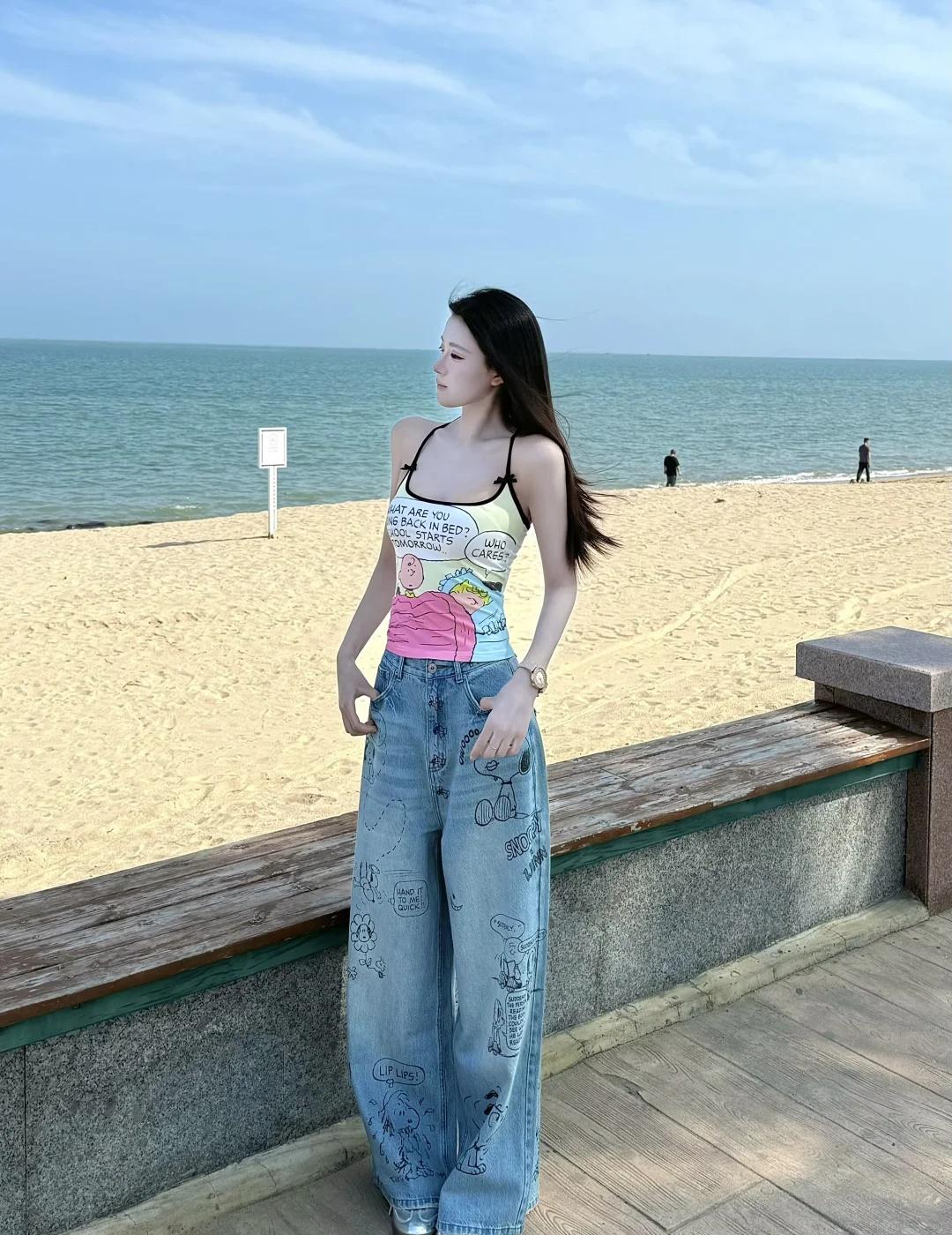 想在海边穿点颜色瞧瞧🌴
LUMES LUMES德训鞋 路觅斯德训鞋海边拍照 海