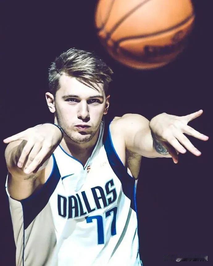 NBA到底是什么联盟？

你看东契奇，就让人很难理解，明明是优质帅哥的长相，怎么