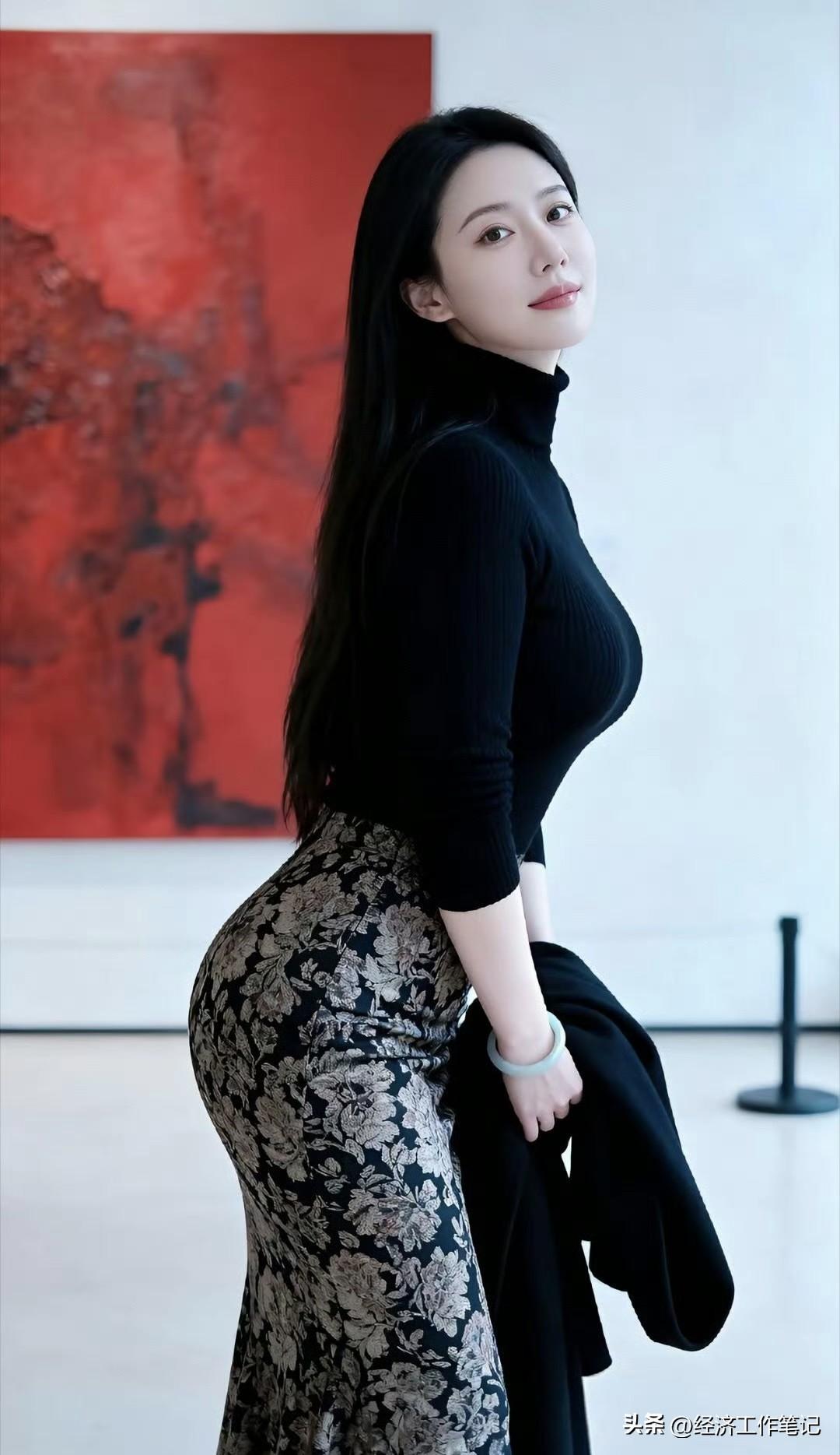 什么样子的女人才是最美的身材高挑气质绝，长相清秀又耐看！