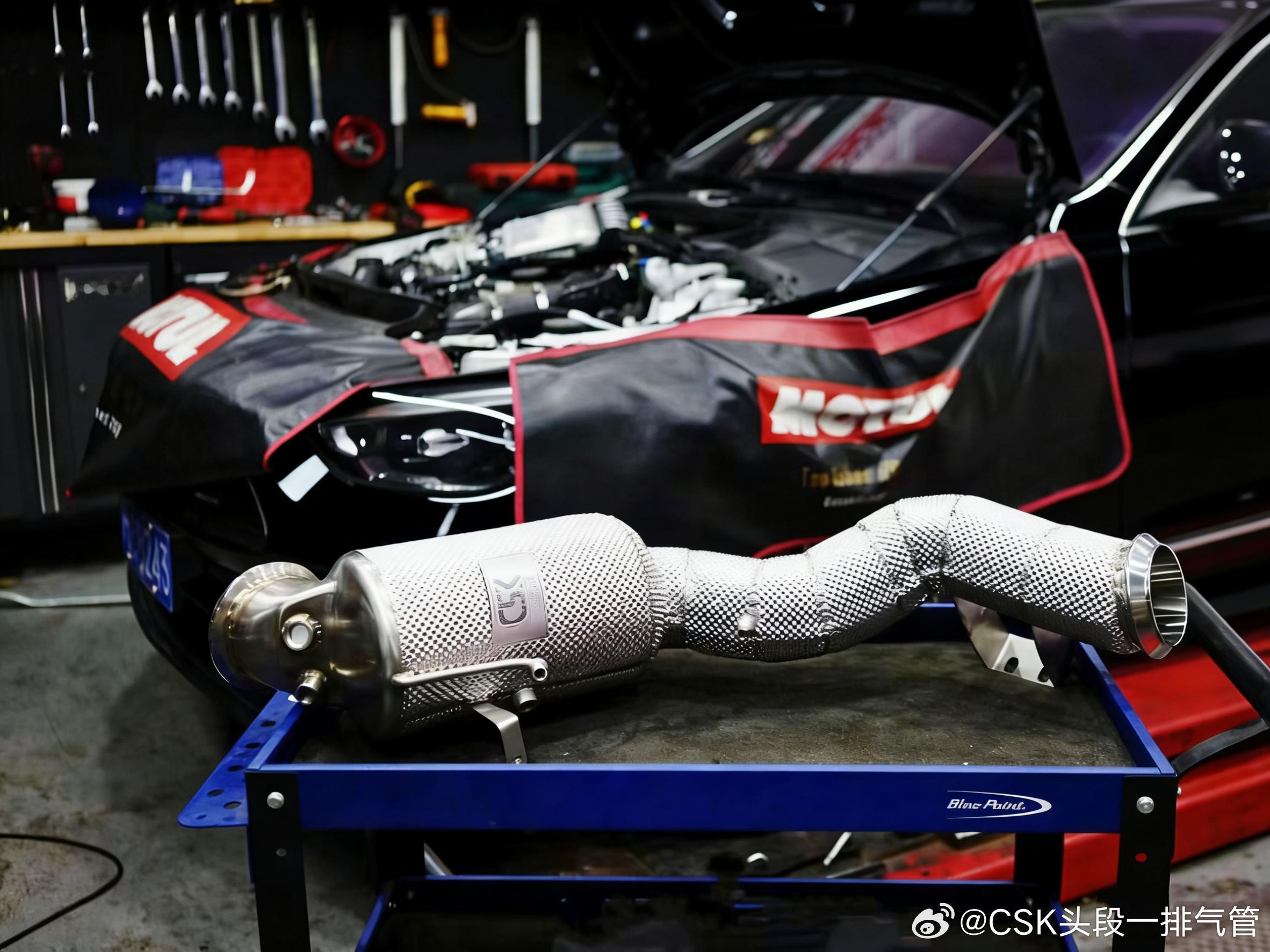 奔驰C43 2.0T W206  升级CSK隔热三元头段200目 精准适配不亮灯