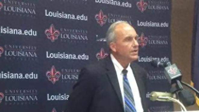 美国军事顾问彼得·普赖语出惊人：中国若继续研发电磁脉冲武器，美国电网随时可能陷入