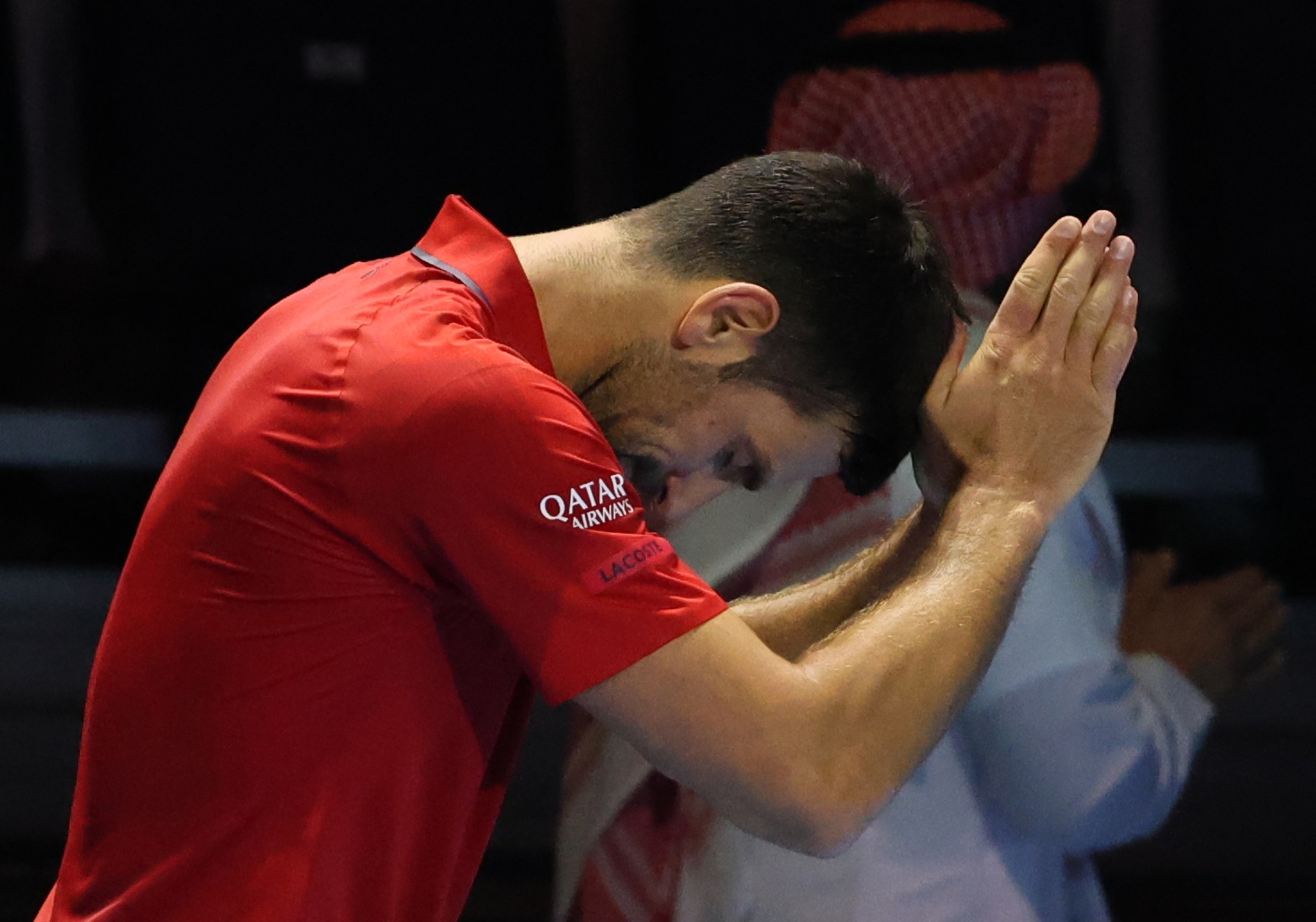 德约科维奇谈退出年终总决赛：肩部一直有伤，无法发挥出应有水平