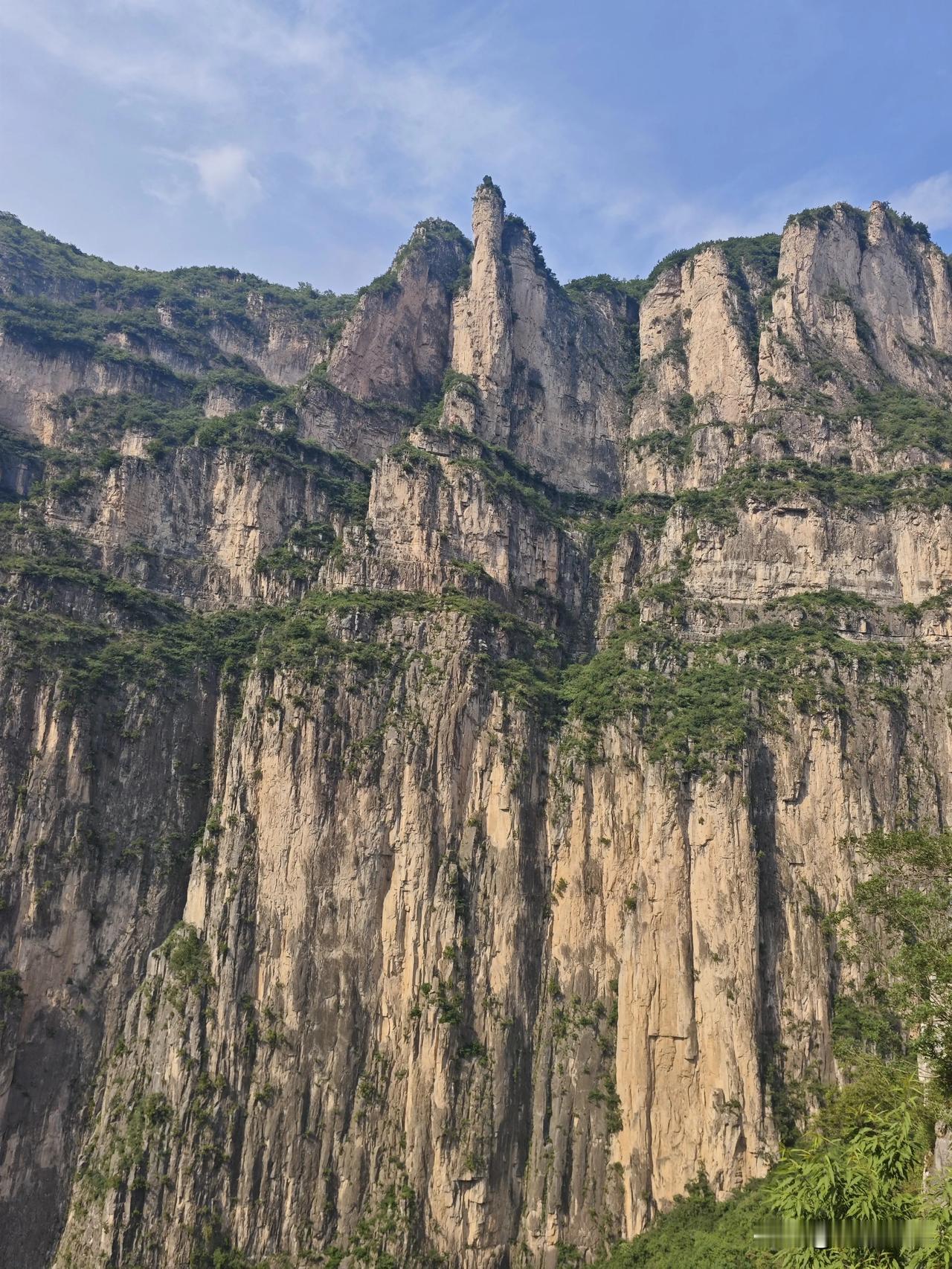 酷暑6月，清凉太行，适合南太行避暑自驾的路线推荐:竹岩峡-前脑村-崇山村【可爬栈