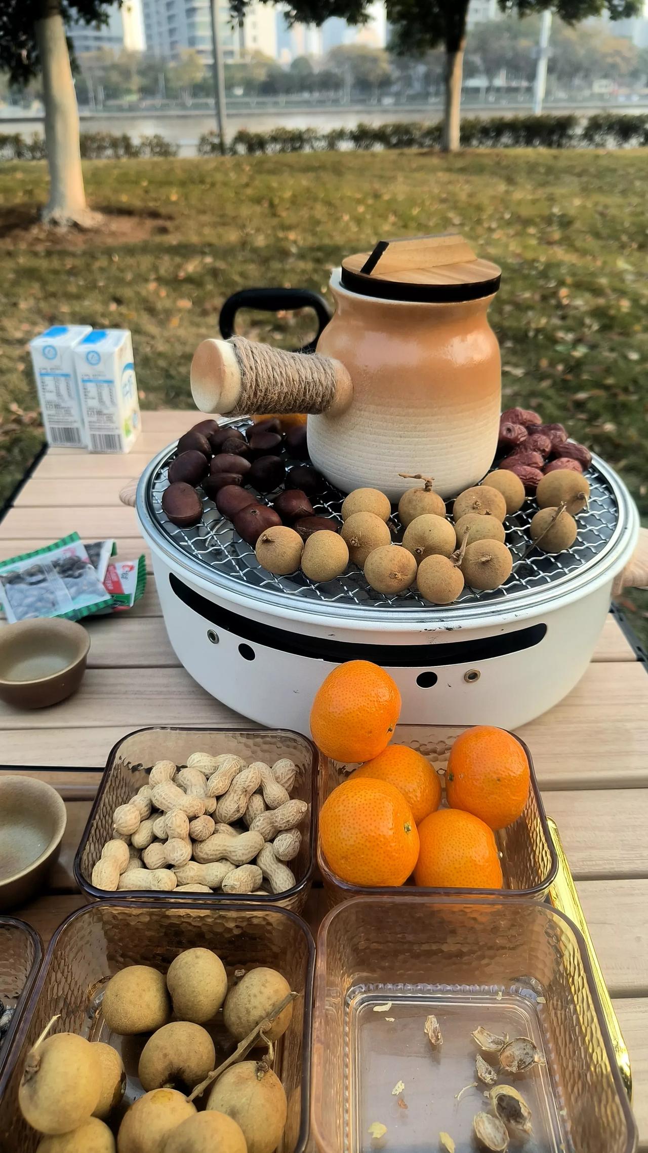 清茶以待静者，
淡茶以待明者，
浓茶以待强者，
好茶以待善者。
不同的人，
对茶