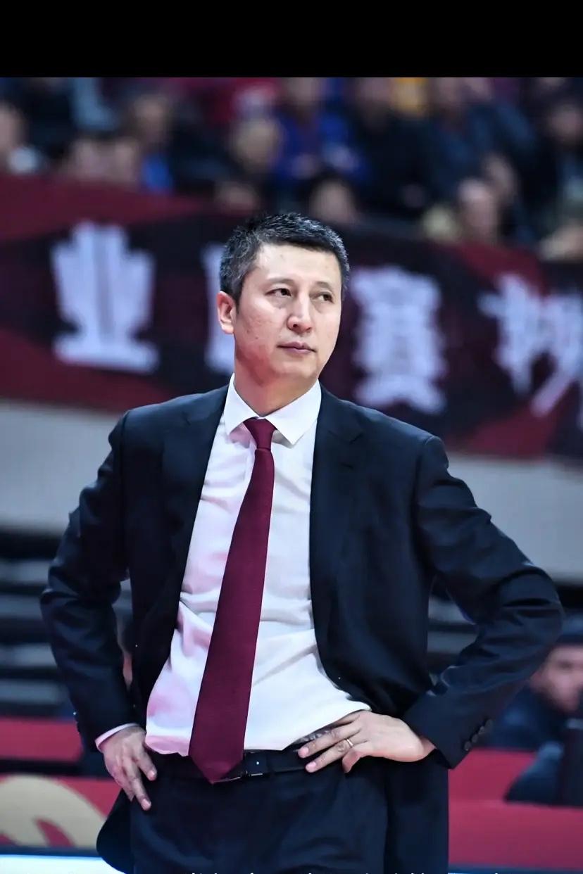 带领中国男篮崛起的主教练，希望在奥运会上也能带领