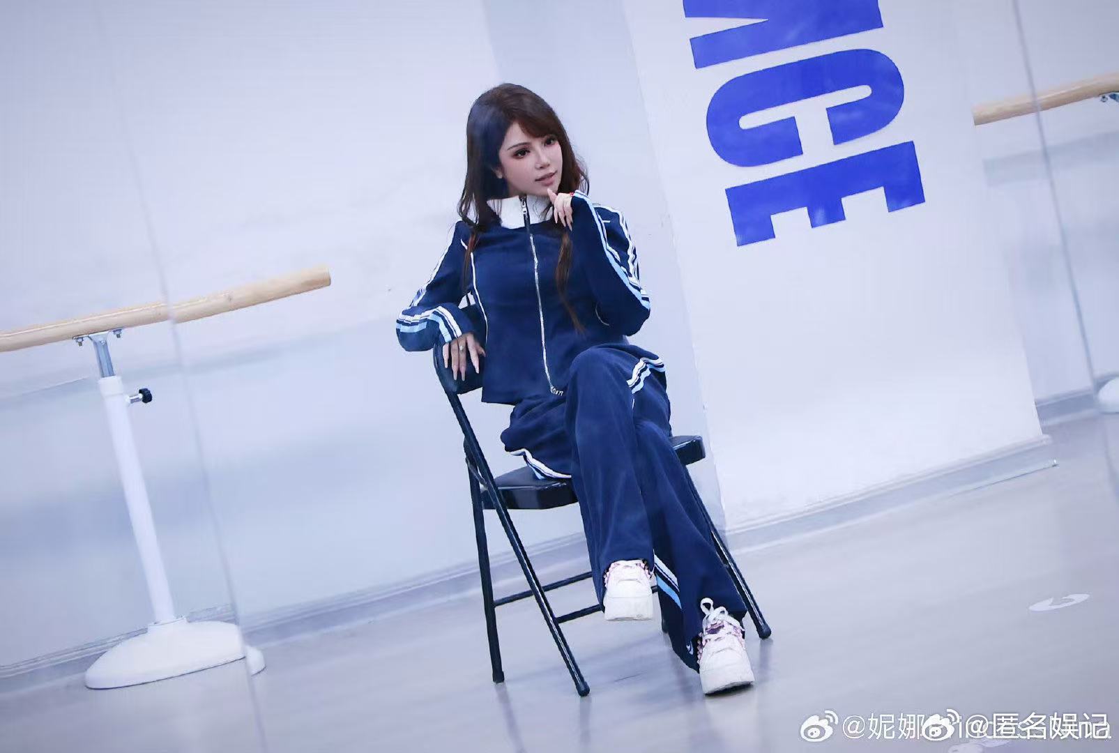 浪姐维妮娜曝谢楠当年主持暖心过往乘风2026真的越听越感动！ 谢楠当年在主持场合