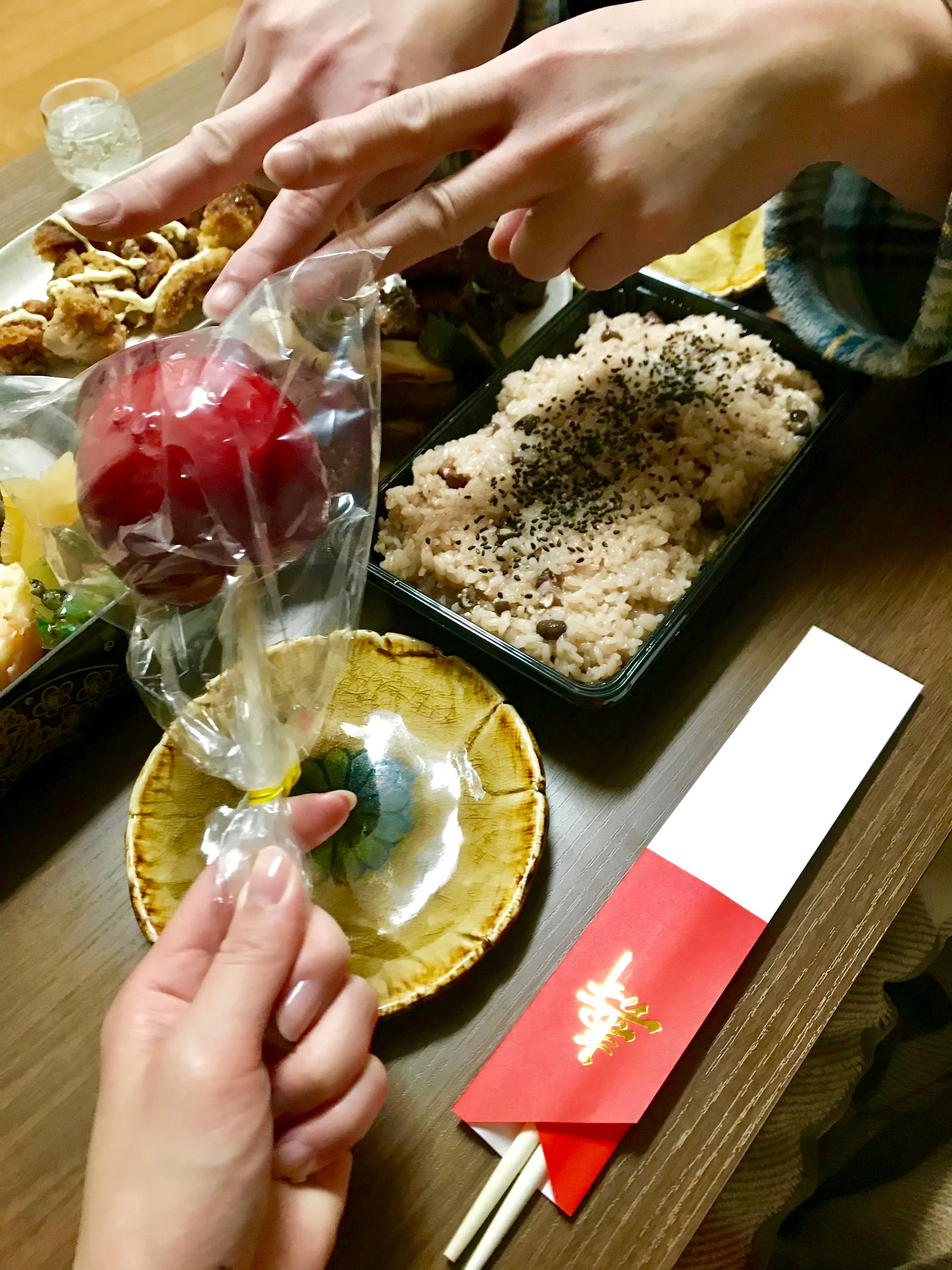 【搬运】2019年01月01日お正月元日 の我家餐桌 今天加油了把御節料理都解决