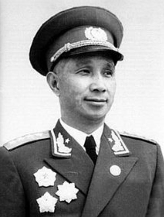 粟裕与徐向前在军事指挥方面的不同点是什么

1948年6月，晋中战役打响。
徐向