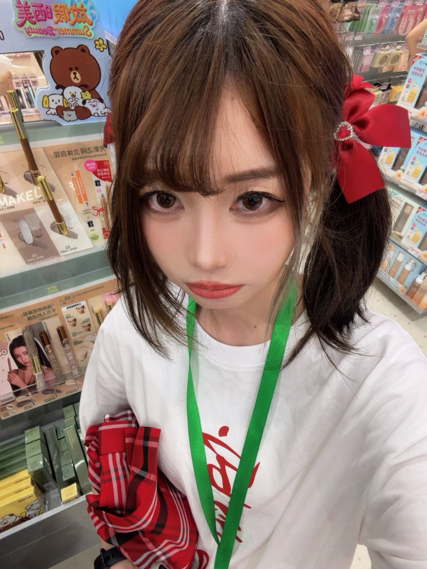 缪巧  诶嘿嘿，你奈就这么悄咪咪地在异人节演出咯～也是给看过的动画，很早就知道的