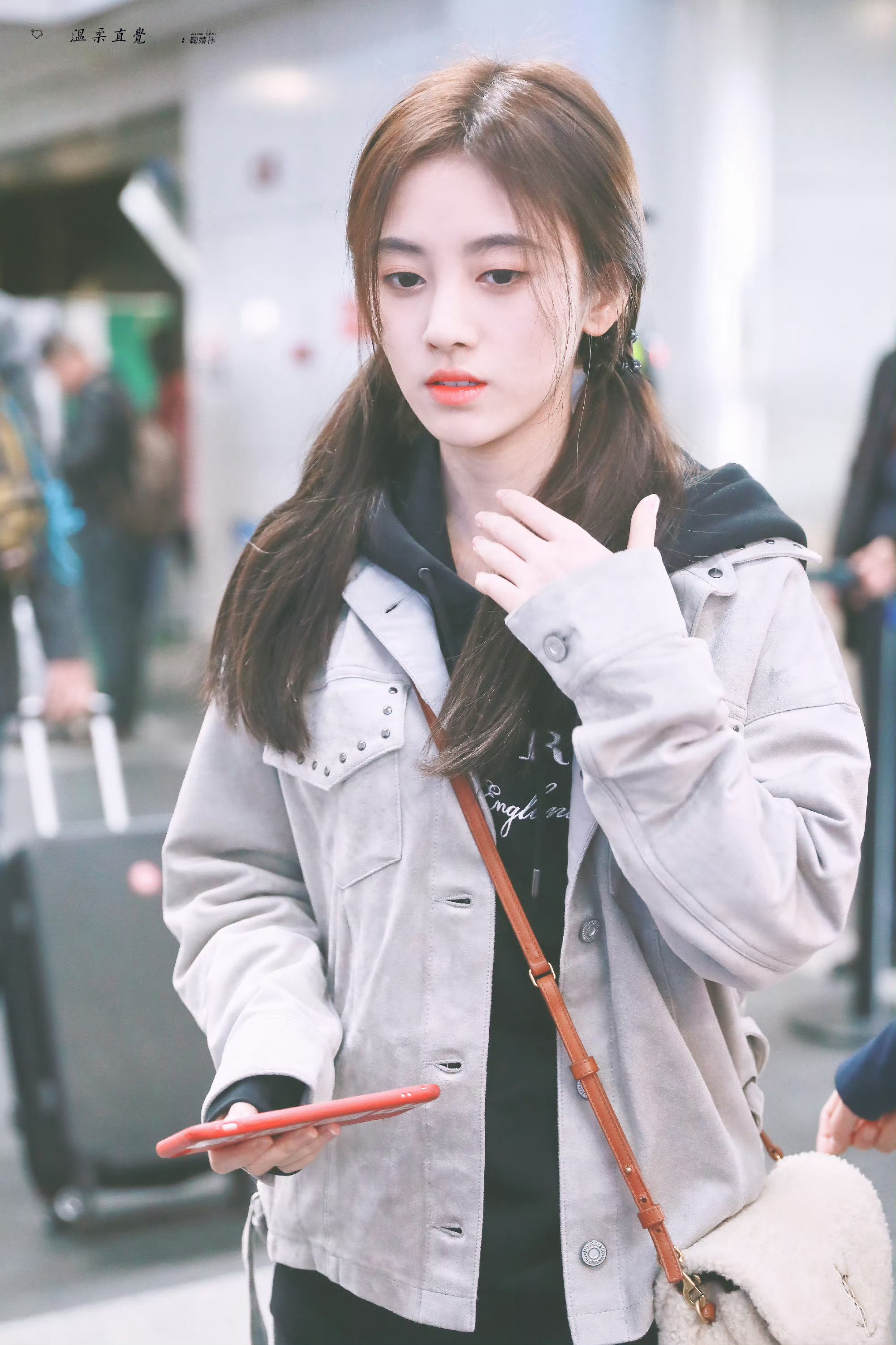 jjy鞠婧祎jjy鞠婧祎阿黛“你是我用来描述青春的关键词。” 𝓨𝓸𝓾 𝓪