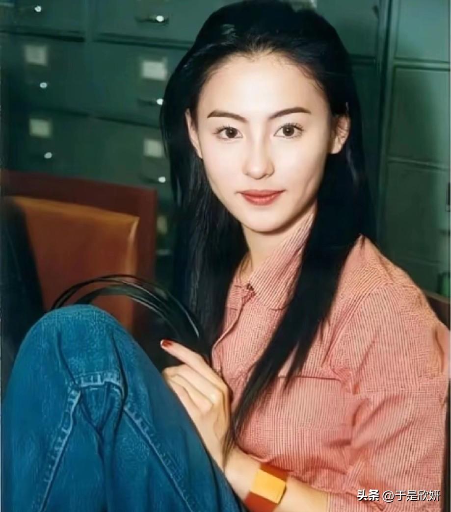 不管以前还是现在！张柏芝的美，从来都是封神级别的
 
谁的青春里，没有一个张柏芝