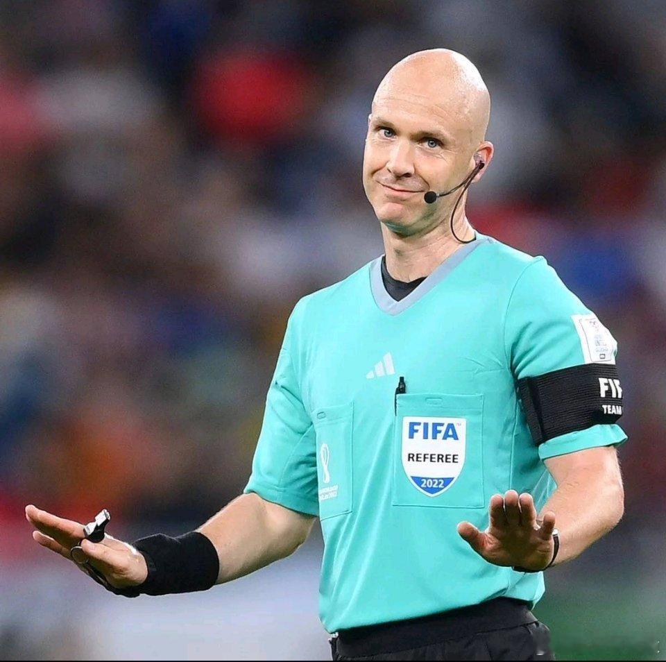 欧冠联赛第4轮，巴萨将客场挑战布鲁日。欧足联官方宣布，英超著名裁判安东尼·泰勒将