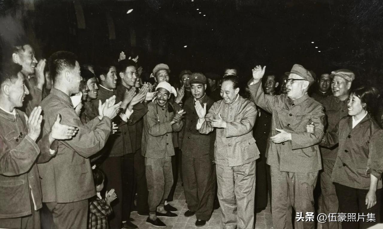 1977年9月11日至15日，已年届八十叶剑英元帅在汪东兴、陈永贵及大寨党支部书