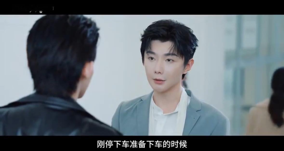 《四面佛》的两位主演丑的已经太超过了，演技也不成，就声优老师在努力演戏，我那么爱