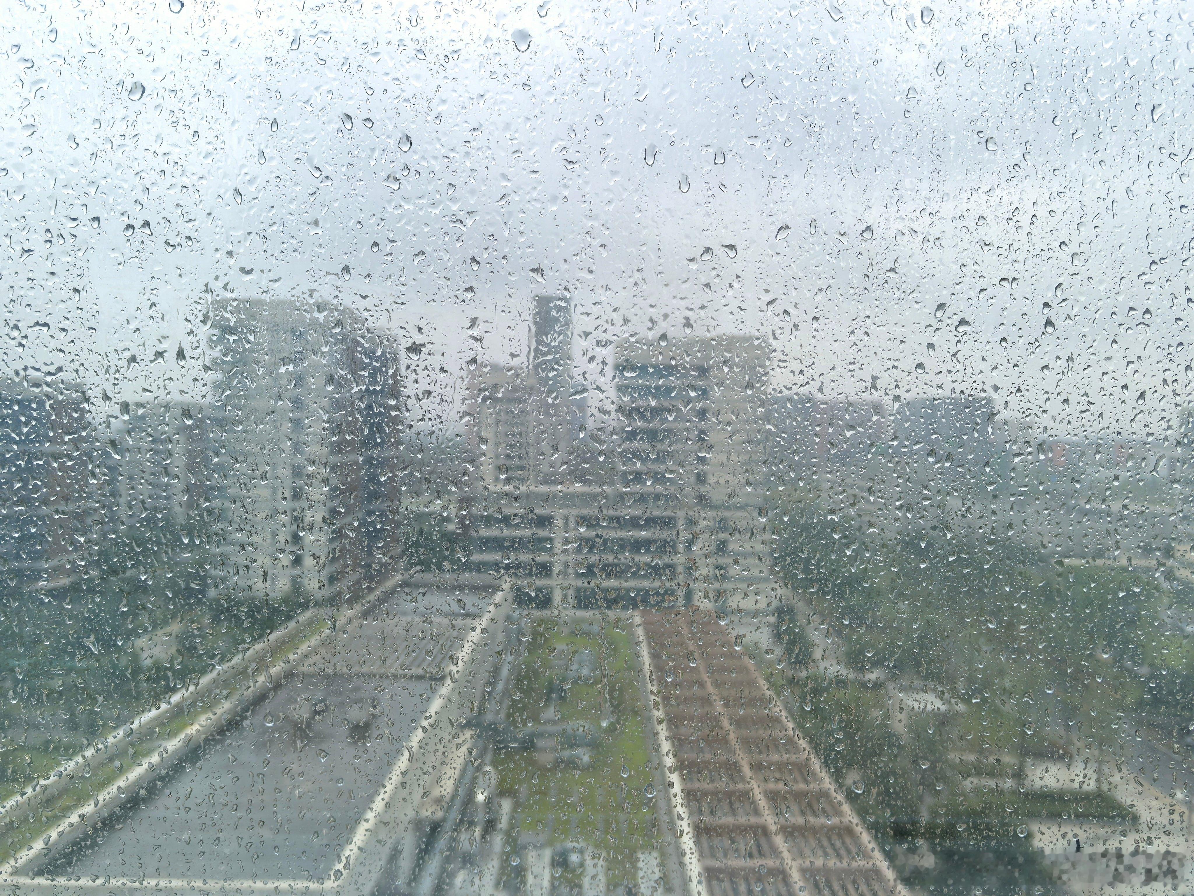 大雨将至 