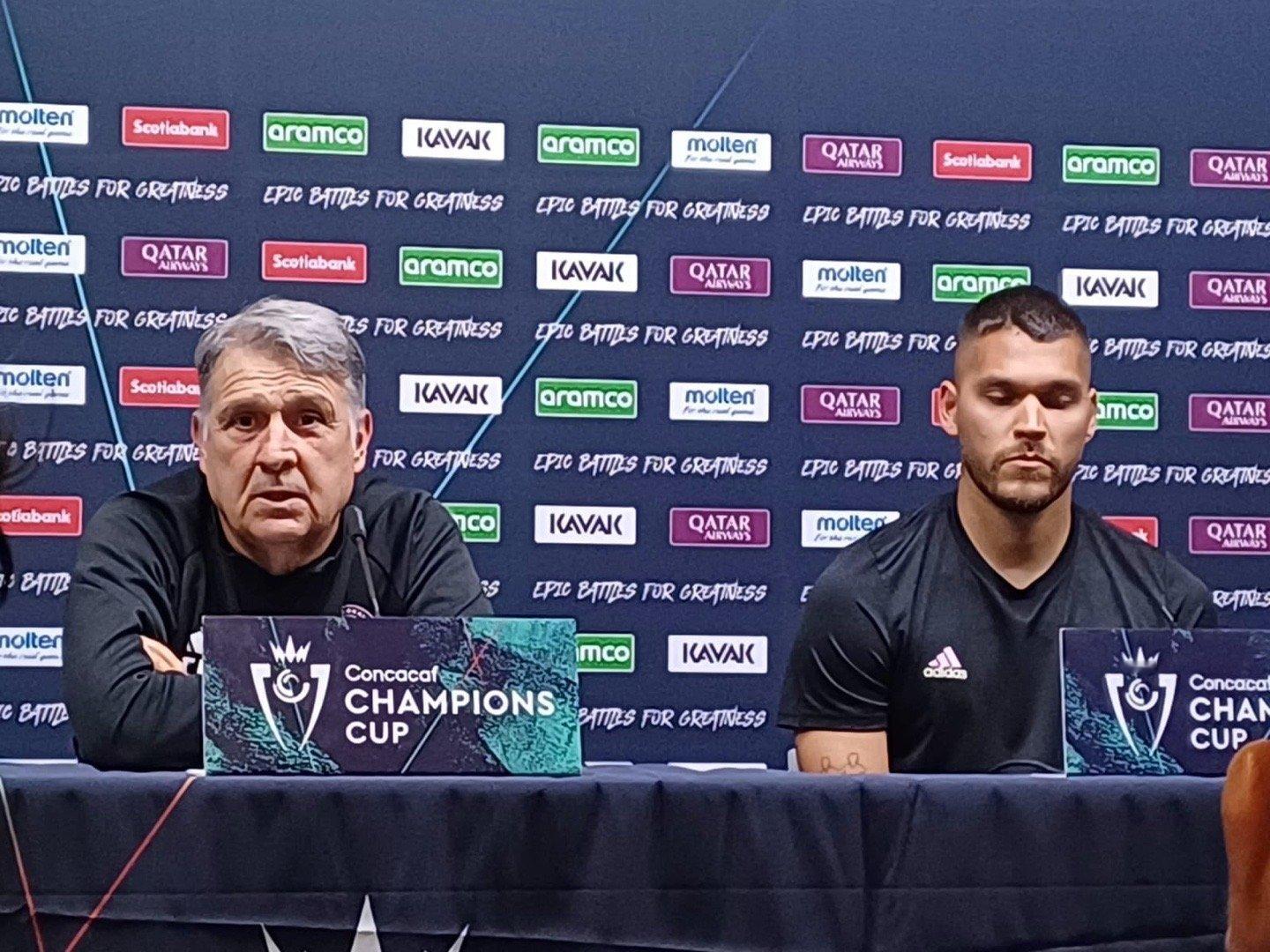 马蒂诺接受采访🎙️：“梅西很好，在对阵科罗拉多的联赛中踢了45分钟后感觉很好。