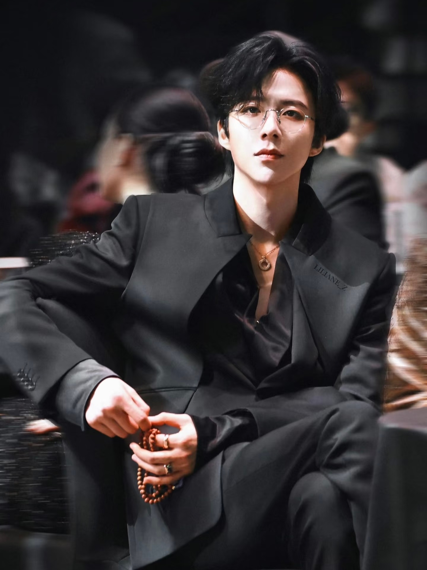 刘宇宁西装界最严厉的父亲刘宇宁西装战神刘宇宁又帅又瘦腿又长，和西装适配度真的10