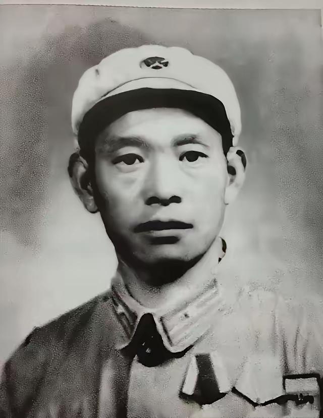 1938年，八路军破坏京汉铁路三个月毫无进展，连长正发愁时，一小兵毛遂自荐：“连