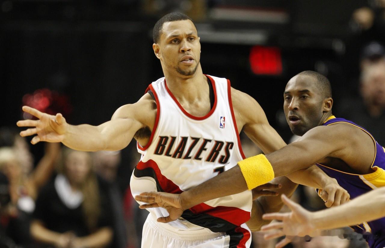 一个巅峰期极短，却强到让整个联盟颤抖的球员，你知道是谁吗？

在NBA的历史长河
