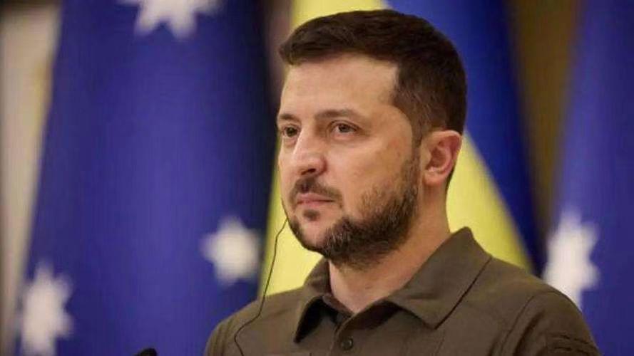 冬天不好过，泽连斯基能怎么办呢，大家都在看
泽连斯基喊话了，希望中国能帮帮忙，大