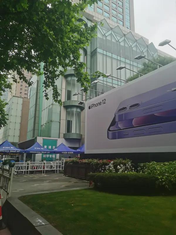 iPhone17系列遇冷，价格大跳水，Pro Max溢价撑不过10月底
iPho