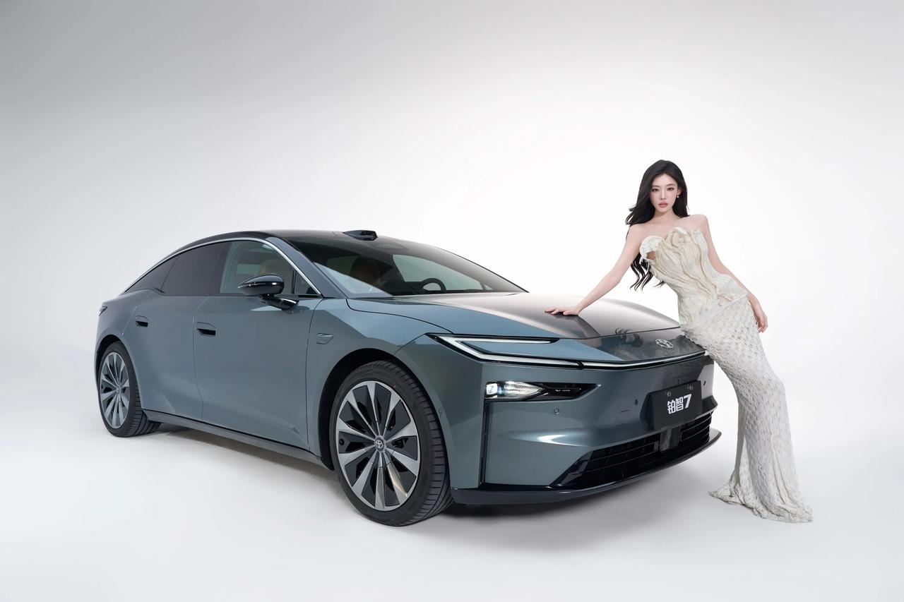 以前很多人吐槽新能源续航都是虚标，而现在铂智7用实力证明了自己。

从杭州一路开