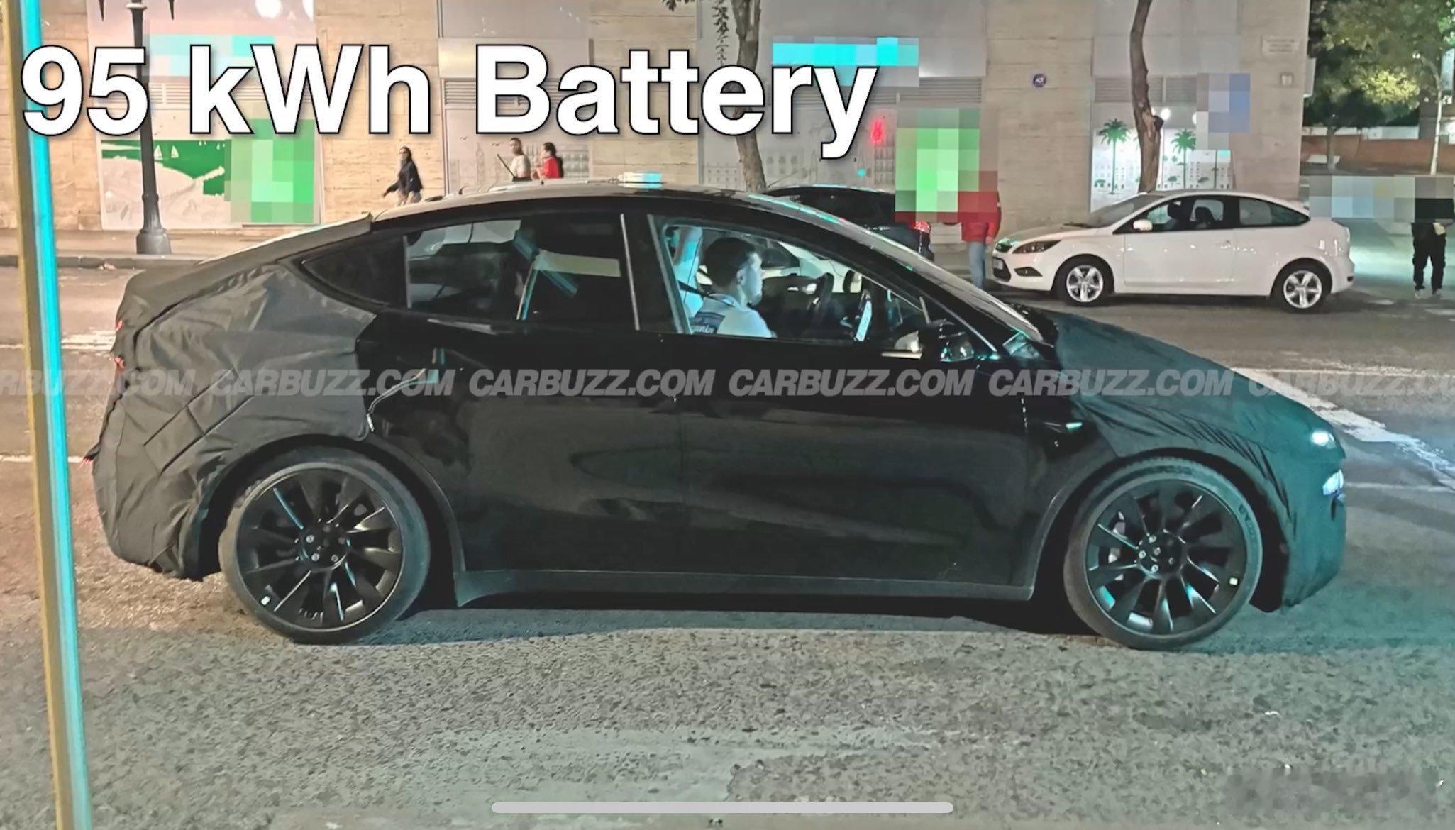 疑似新 Model Y 的测试车，唯一能看出来的就是什么也看不出来[doge] 