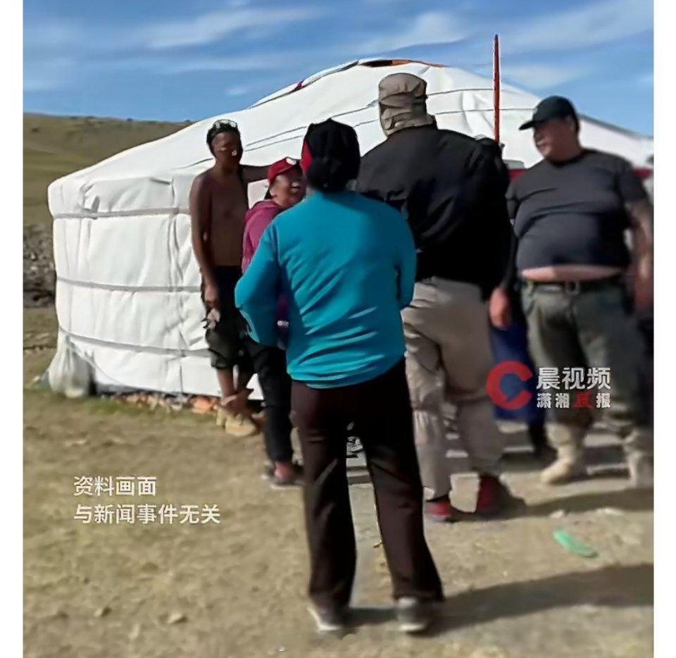 蒙古不法分子擅闯中资营地侮辱员工不法分子强行闯入中资石油勘探企业营地，打砸财物、