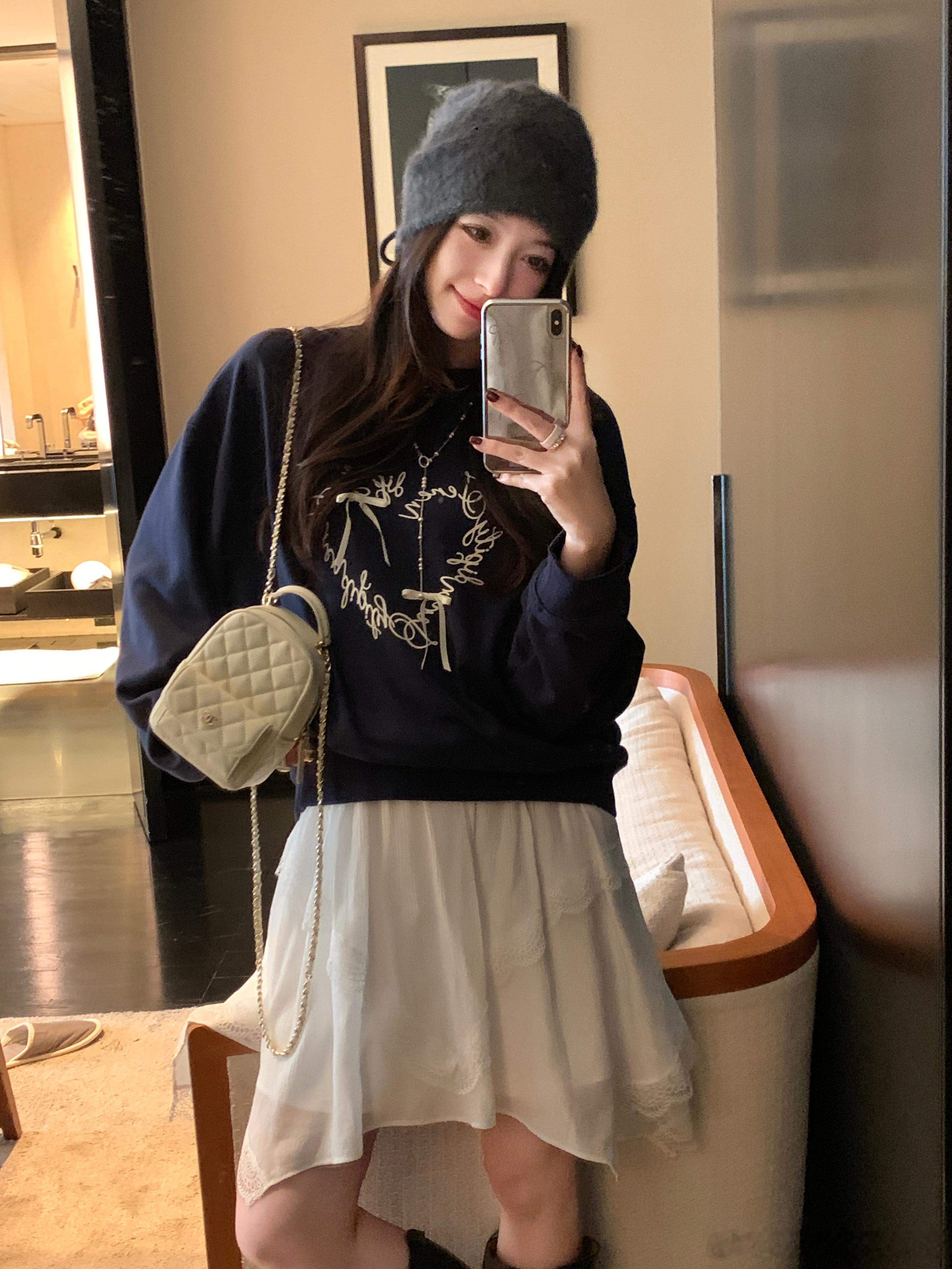 下礼拜公司大部分小伙伴都回去过年了这两天去做做收尾工作～已到家开启亲子时光✌🏻