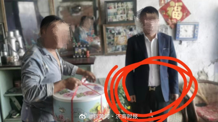 【#系爱马仕村支书曾获5星级书记#】10月27日，网上有一篇题为《情系群众，无私